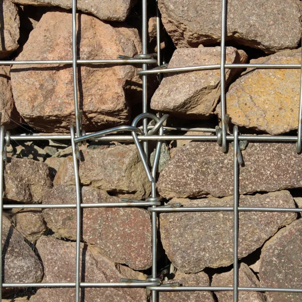 Schanskorven met tacker en c ringen – professionele bevestiging